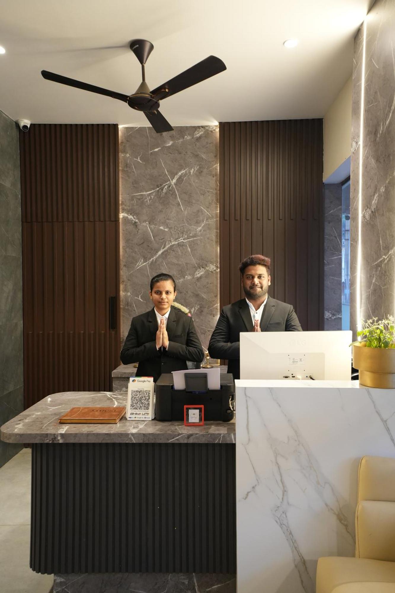 Hotel Swathi 霍斯佩特 外观 照片