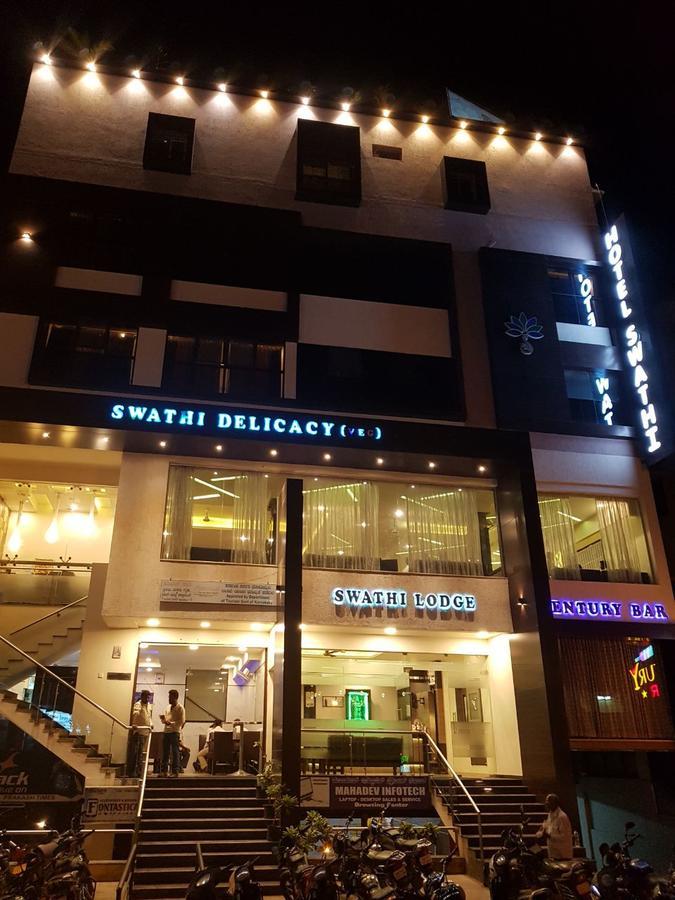 Hotel Swathi 霍斯佩特 外观 照片