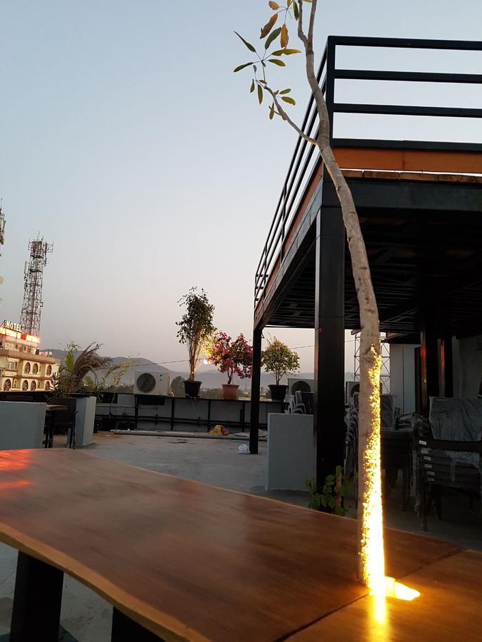 Hotel Swathi 霍斯佩特 外观 照片